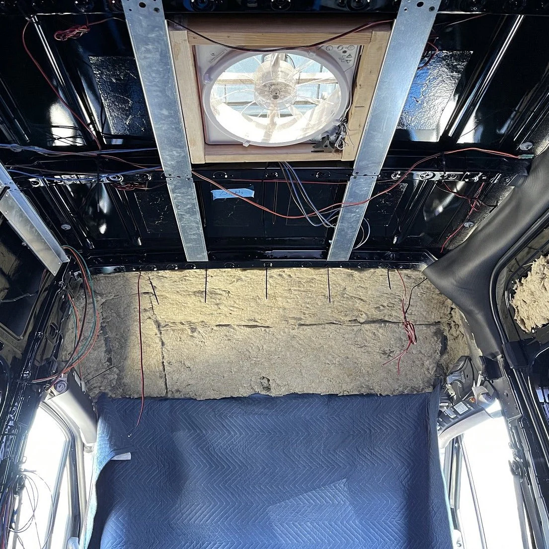 RB Components 2007+ Sprinter Van 170 EXT - Ceiling Brace Kit - Image 3