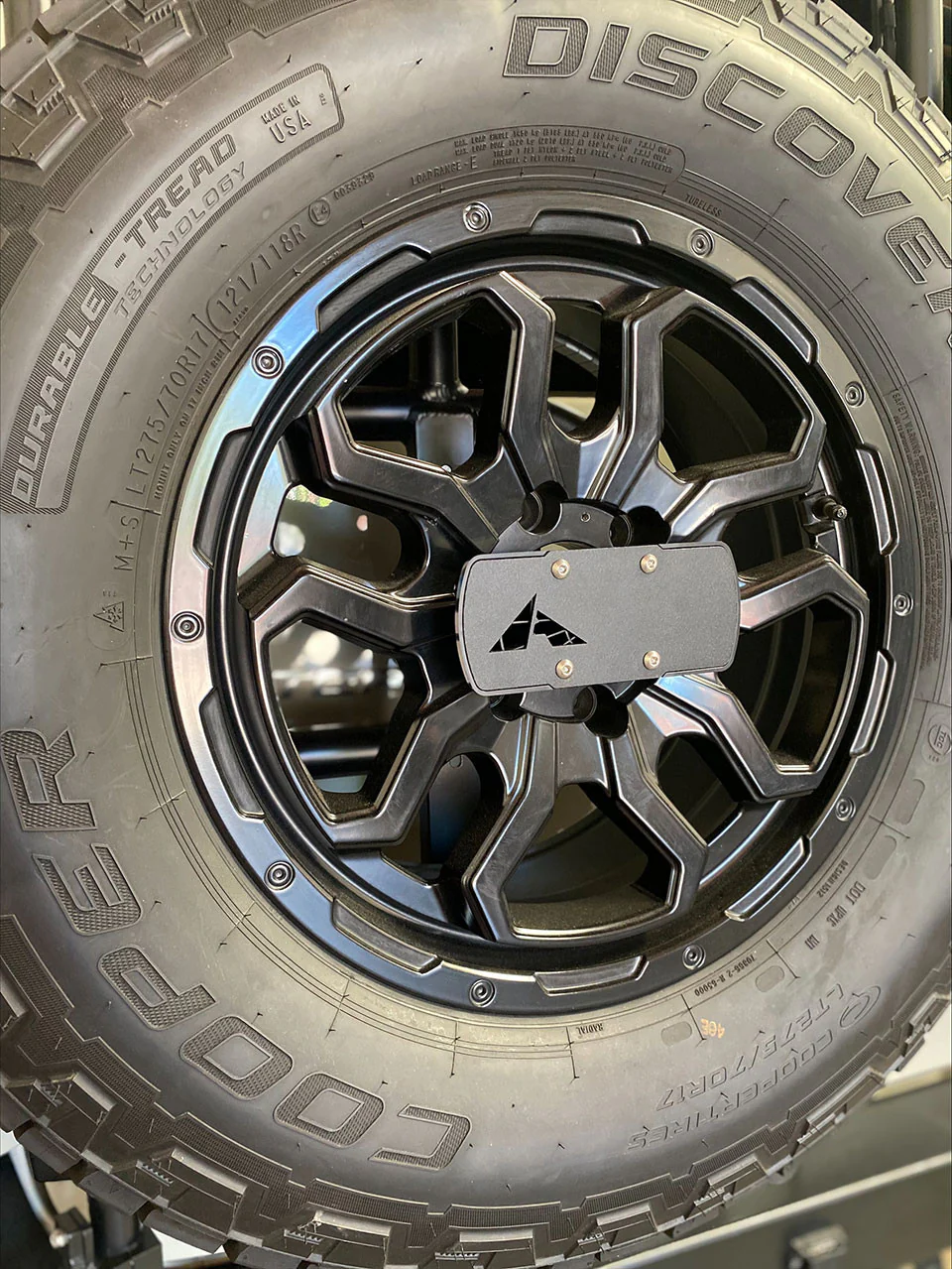 Aluminess 2007-2018 Mercedes Sprinter Rear Door Tire and Box Carrier - Image 2