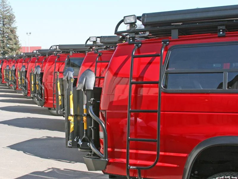Aluminess 1992-2014 Ford E-Series Van Side Ladder - Image 6