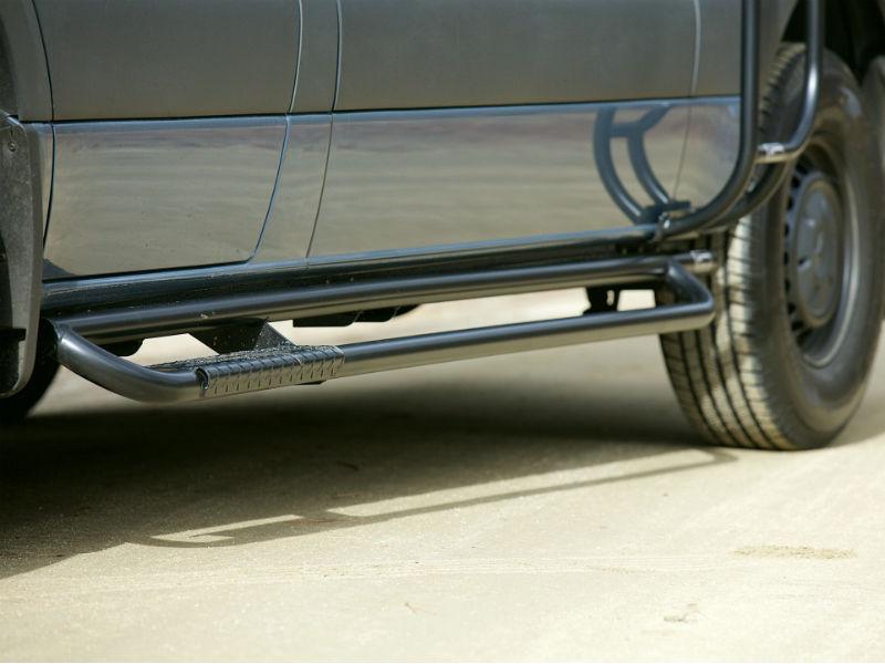 Aluminess 2007+ Mercedes Sprinter Nerf Bars - 170"WB - Image 5