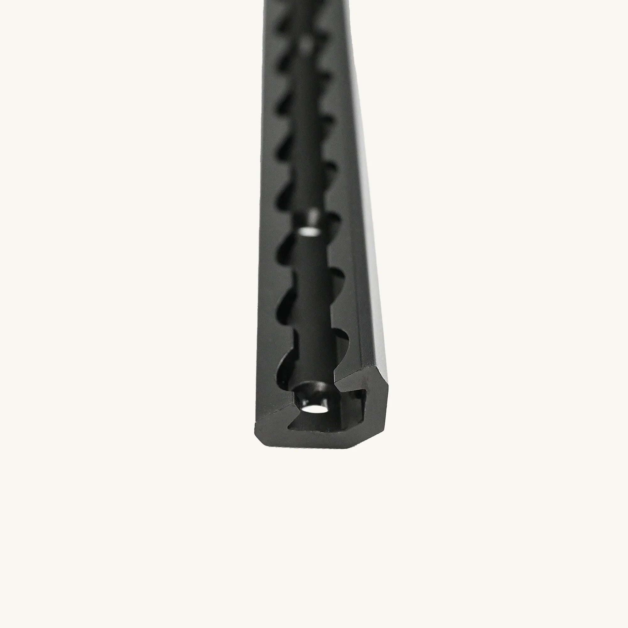 VanEssential Corner Venture L-Track - 2 Pack - Image 3