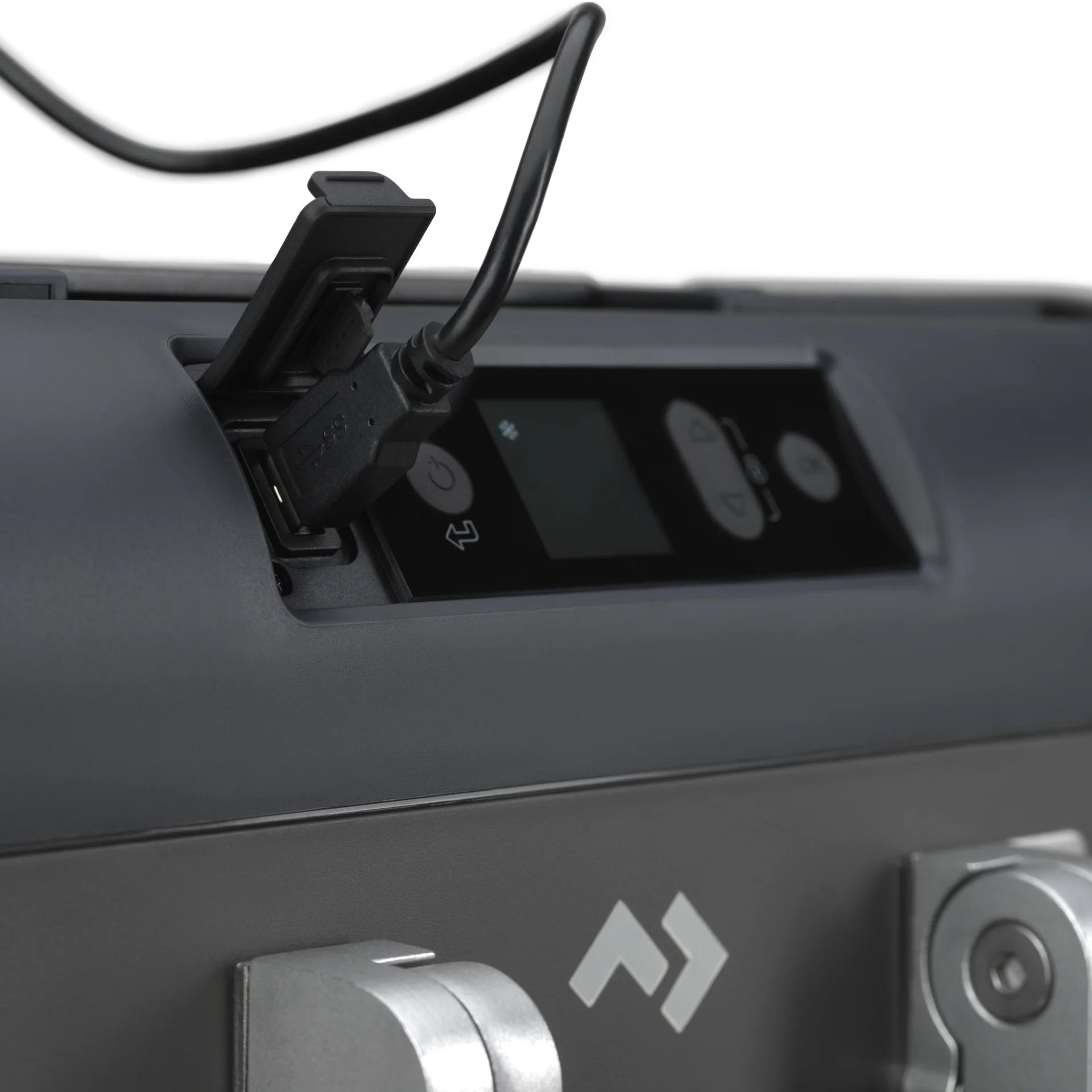 Dometic CFX5 75DZ Powered Cooler (113-Can, AC/DC) - Image 6