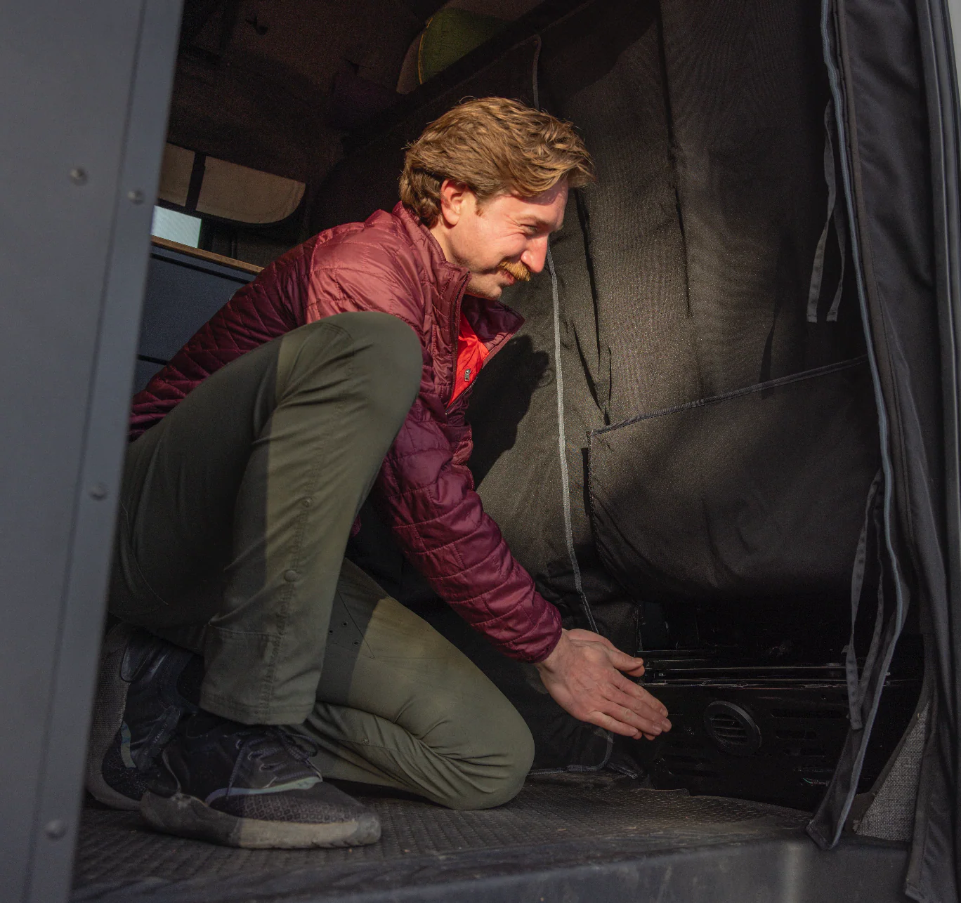 VanEssential Ford Transit Insulated Privacy Curtain - Image 4
