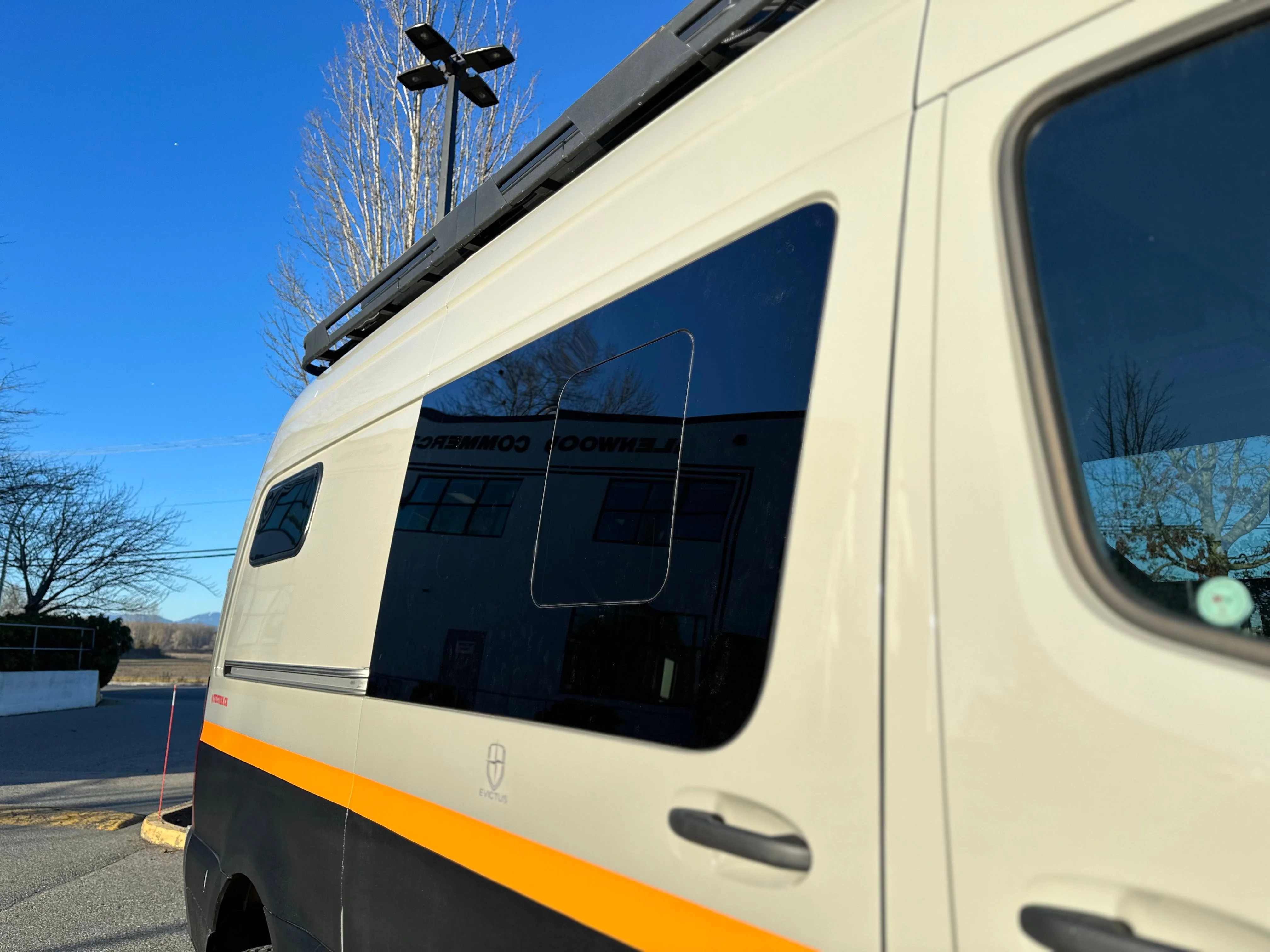 Tec Vanlife 2007+ Mercedes Sprinter OEM Style Half-Slider Window - Image 11