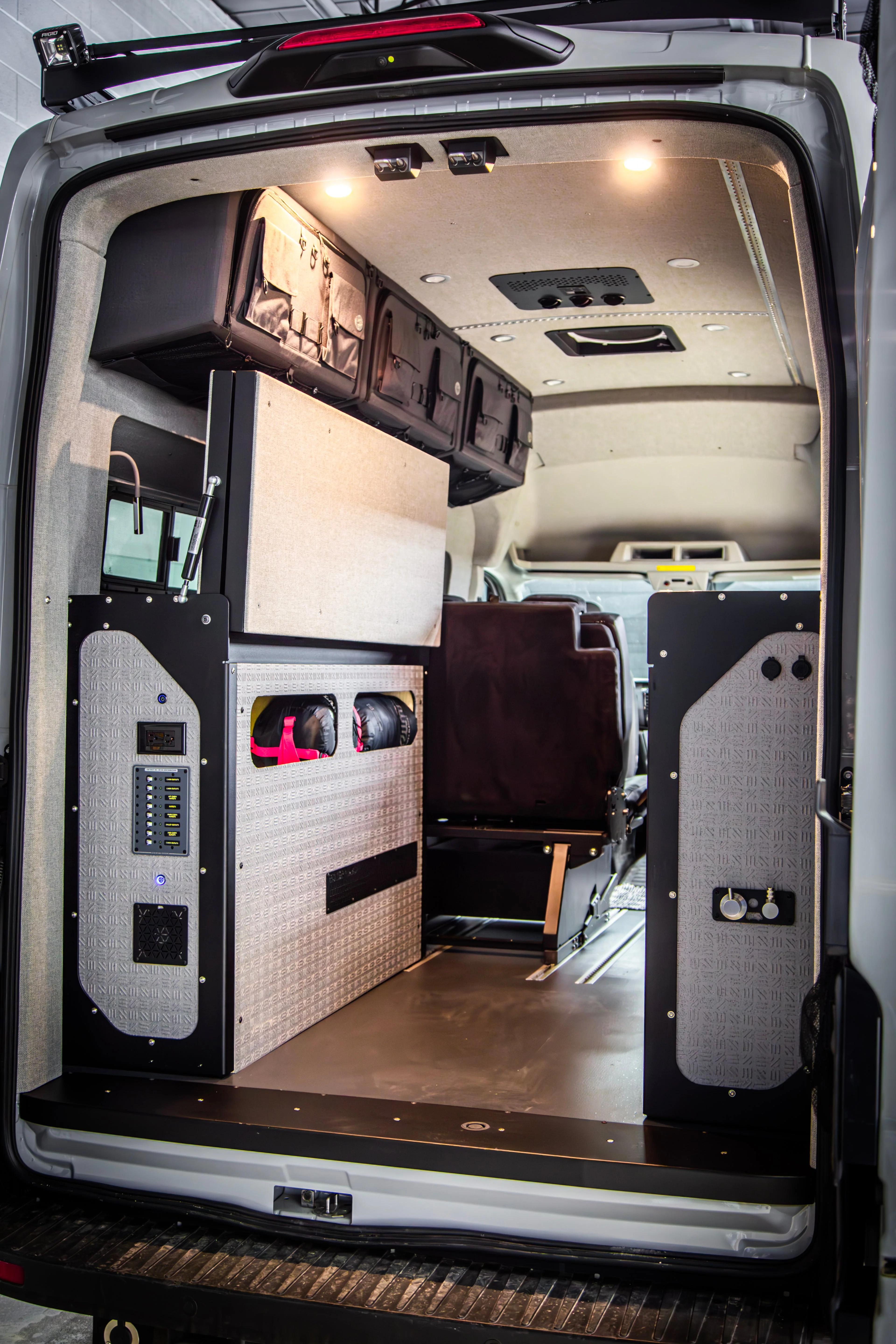 Rover Vans Garage System - Ultimate 3-in-1 Bed/Desk/Storage - Image 10