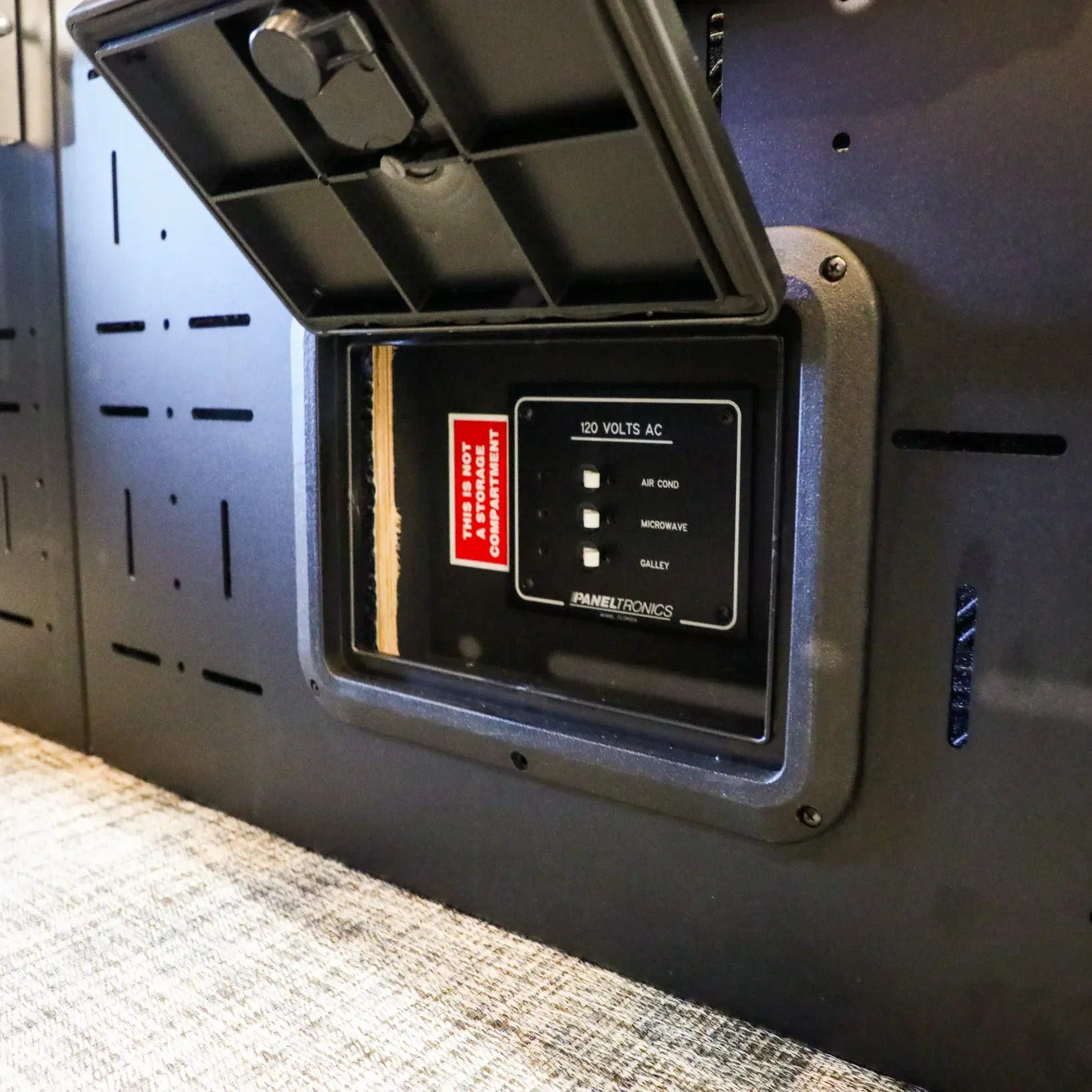 Canyon Adventure Vans Passenger Gear Wall Pro for Storyteller Overland - Image 7