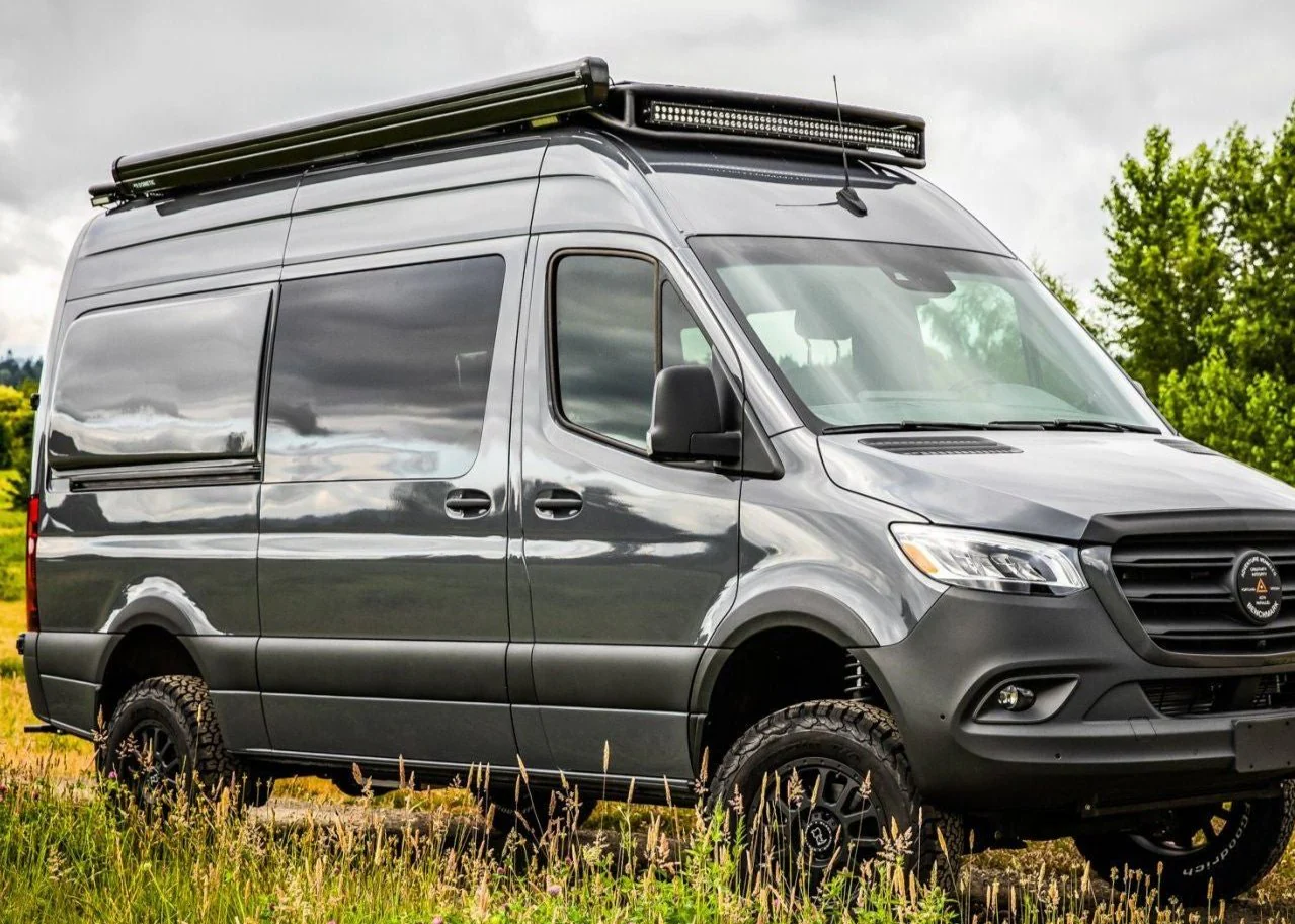 ROAMBUILT 2007+ Mercedes Sprinter Safari Rack 2.0 SLB (Single Light Bar)