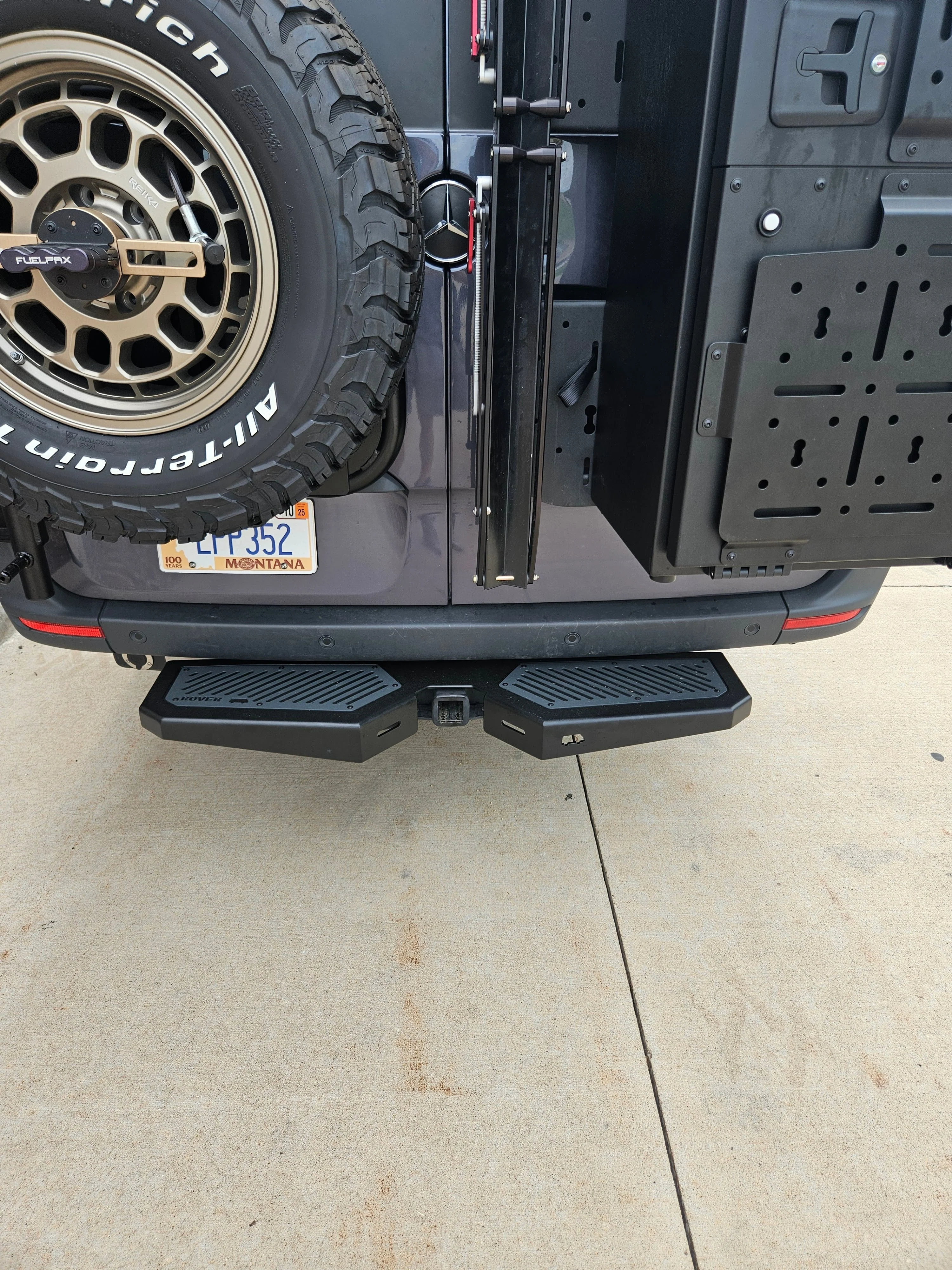 Rover Vans 2019+ Mercedes Sprinter Rear Hitch Step - Image 5