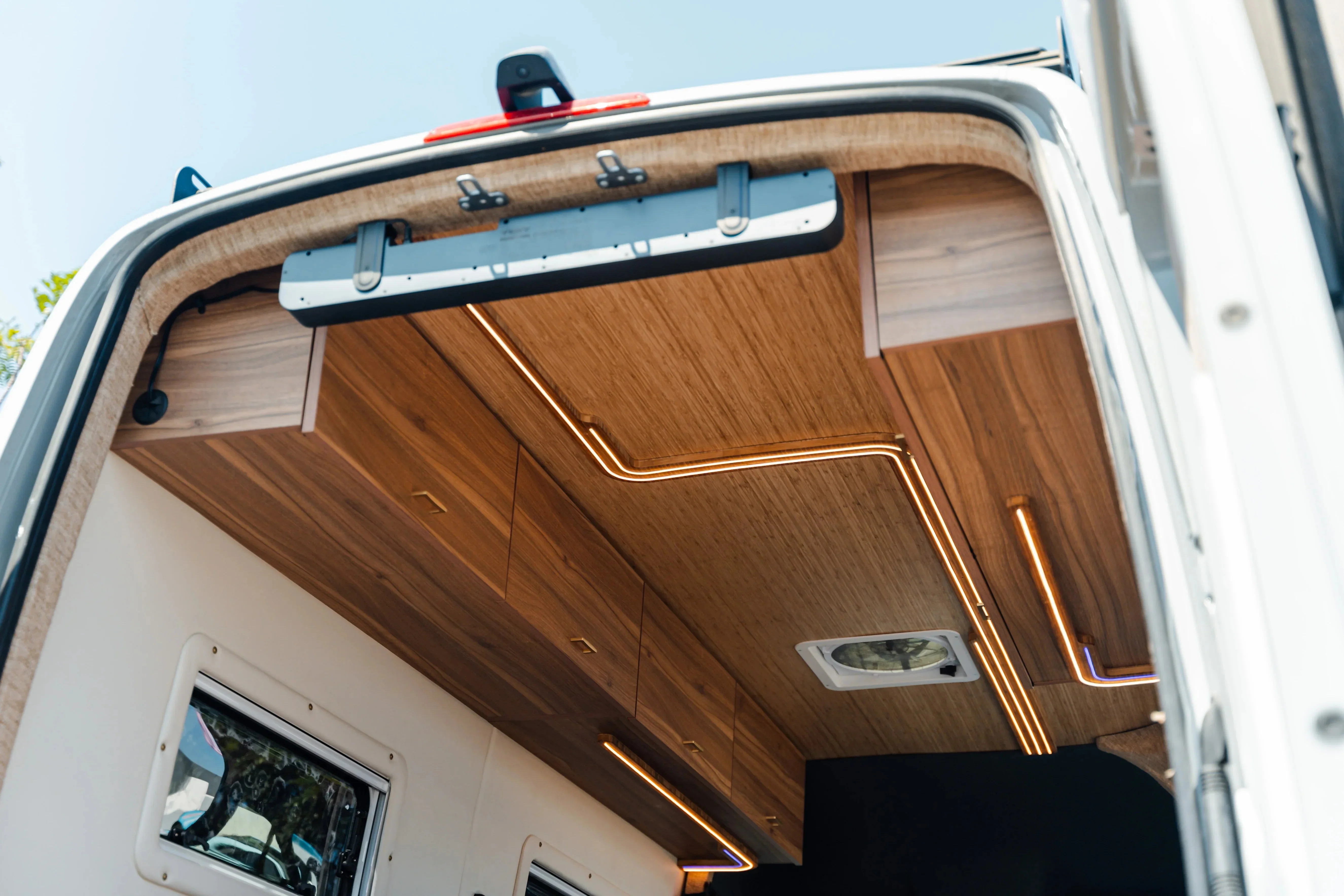 Sandy Vans Sunset LED Strip Lighting - Image 10