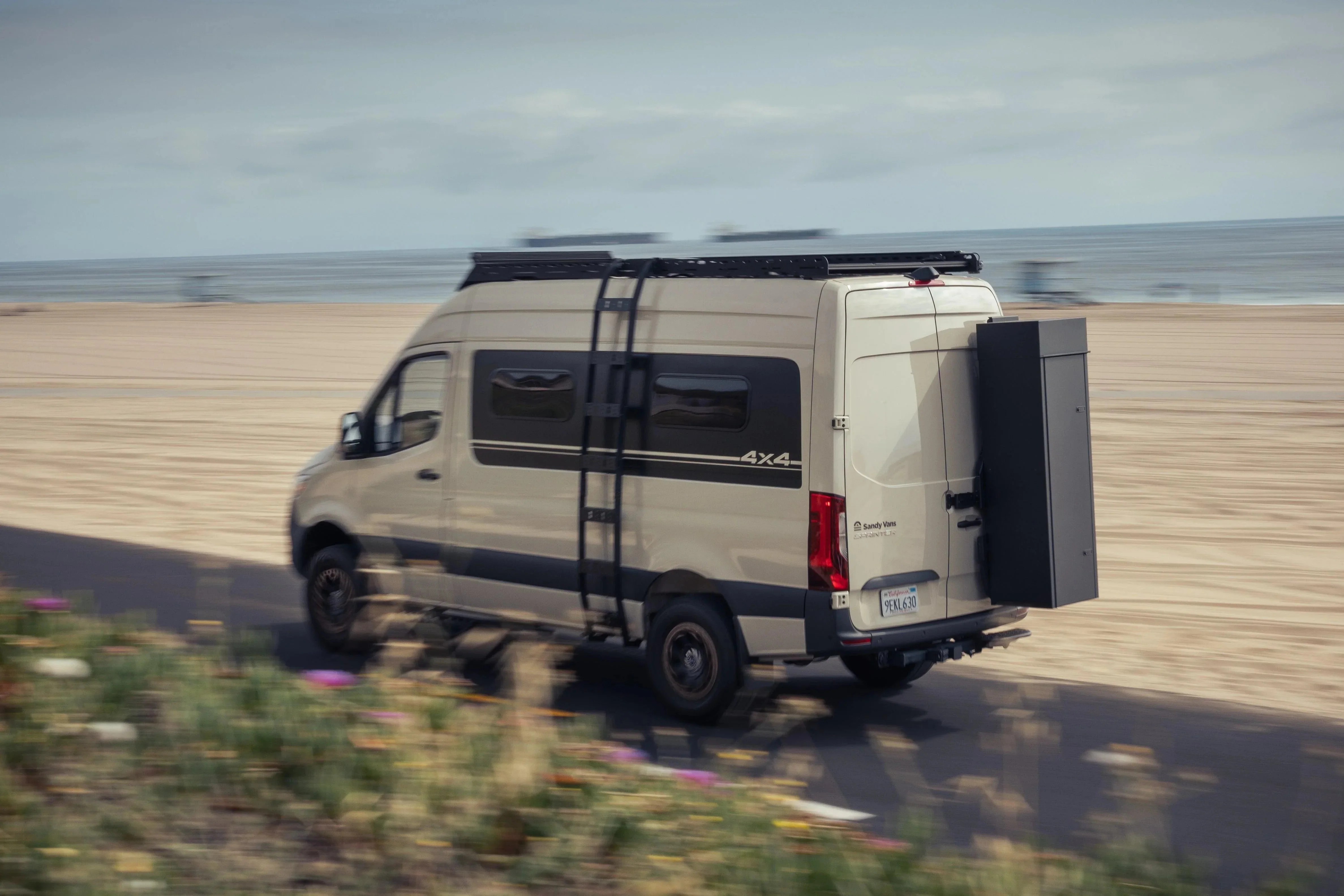 Sandy Vans Mercedes Sprinter Sandbar Roof Rack - Image 25