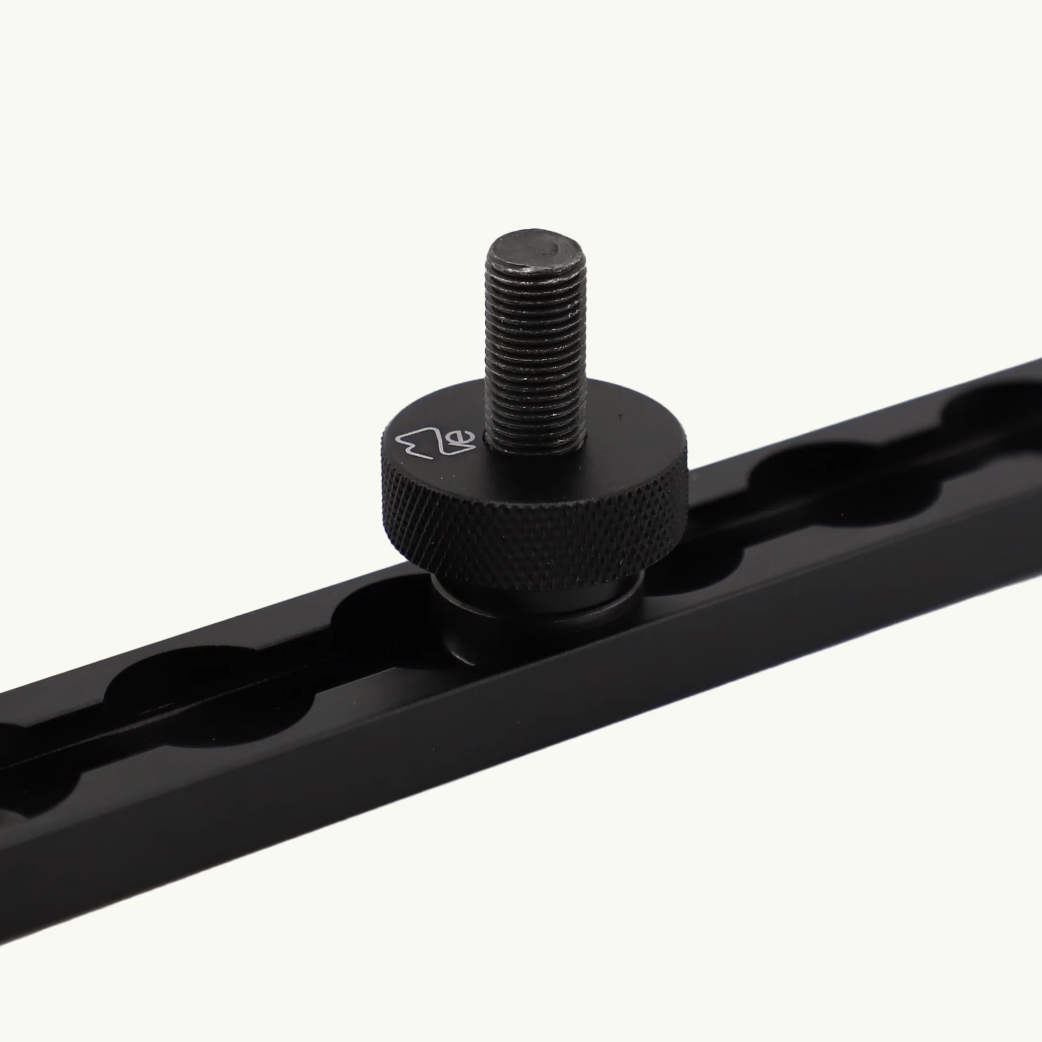 VanEssential Venture L-Track M10 Aluminum Knob (2 Pack) - Image 2